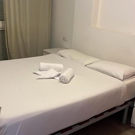 Bonito Apartamento Cerca Del Puerto Málaga Dış mekan fotoğraf